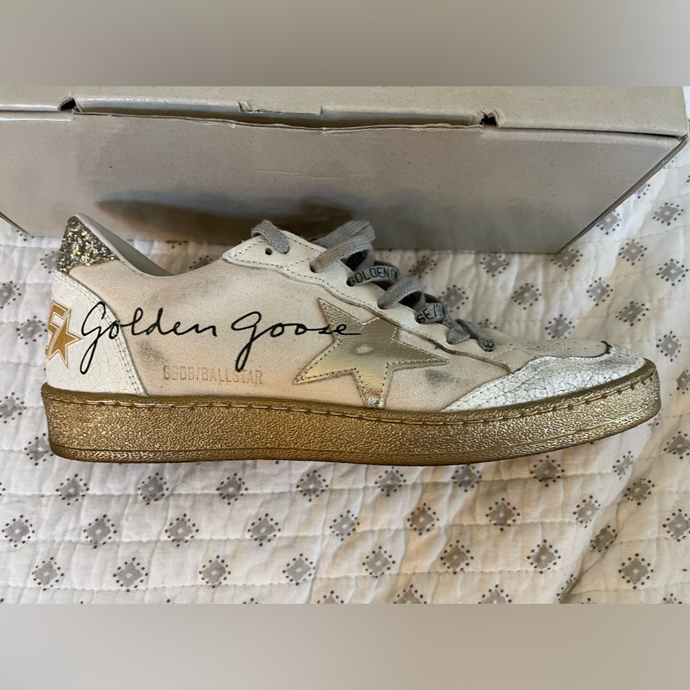 Golden Goose Ball Stars size 40